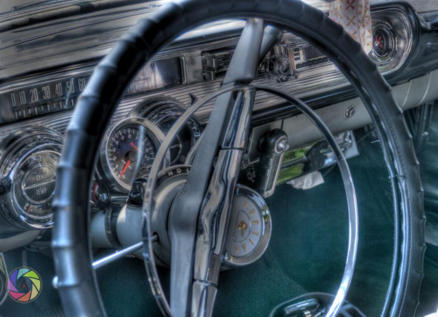 Vintage_Car_Inside3